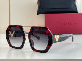 Picture of Valentino Sunglasses _SKUfw52367626fw